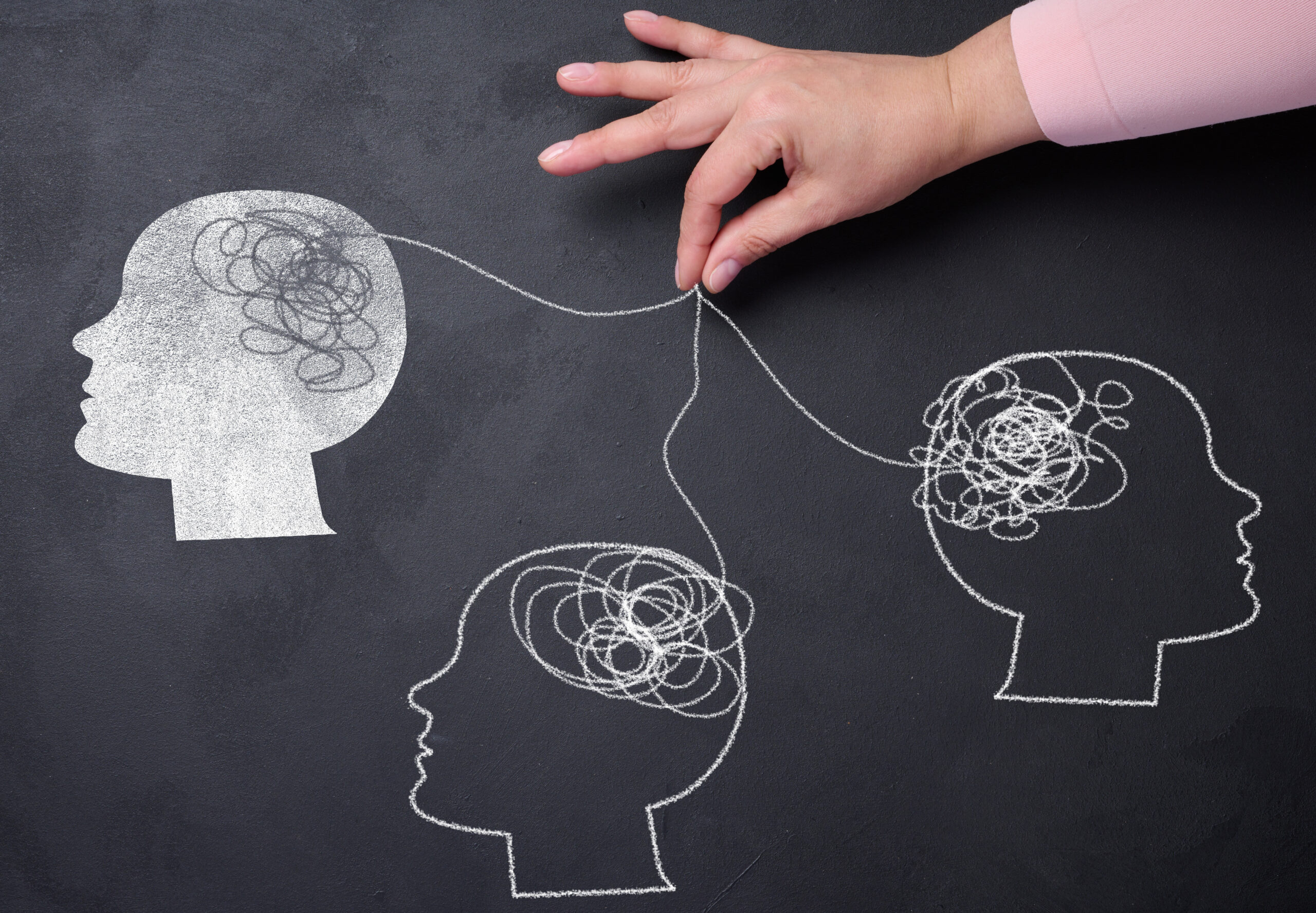 Différents chemins visuels représentant les options thérapeutiques.